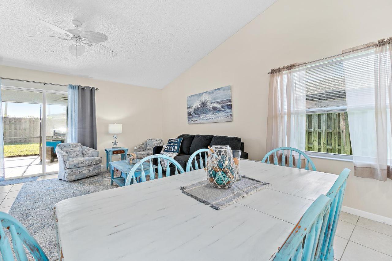 Serene Seaside Retreat - Dog Friendly - 2Br Townhouse With Shared Heated Pool Steps To Paradise Beach! Melbourne Exteriör bild