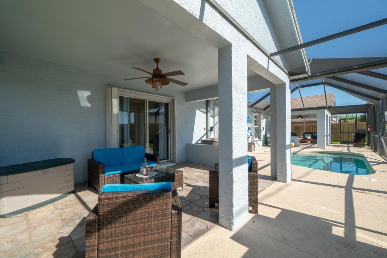 Serene Seaside Retreat - Dog Friendly - 2Br Townhouse With Shared Heated Pool Steps To Paradise Beach! Melbourne Exteriör bild